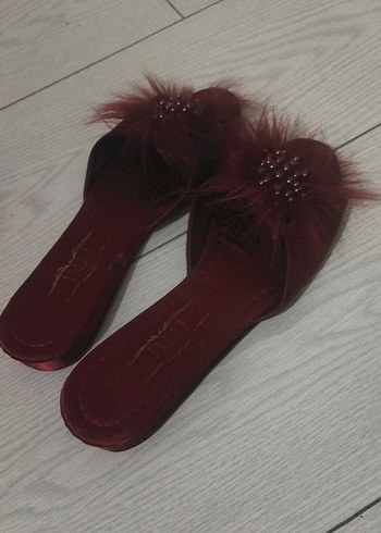 Bordo Kürklü İşlemeli Kadın Topuklu Terlik - Görsel 2