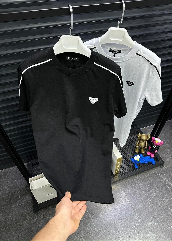 Prada Tshirt - Görsel 2