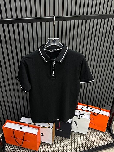 Armani Exchange Polo Yaka
