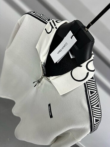 Calvin Klein Polo Yaka - Görsel 3