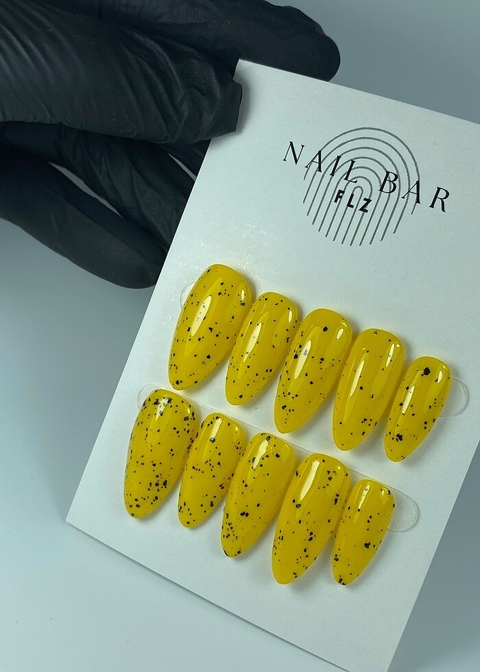 Gönderime hazır jel tırnak - Görsel 3