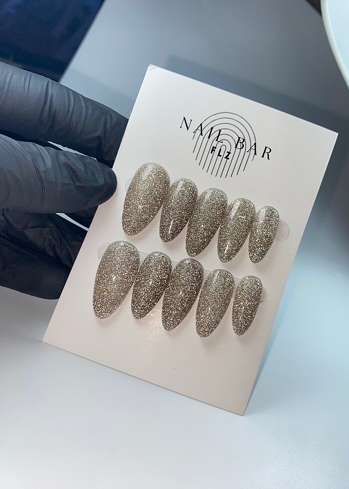 Gönderime hazır disco tırnak - Görsel 2