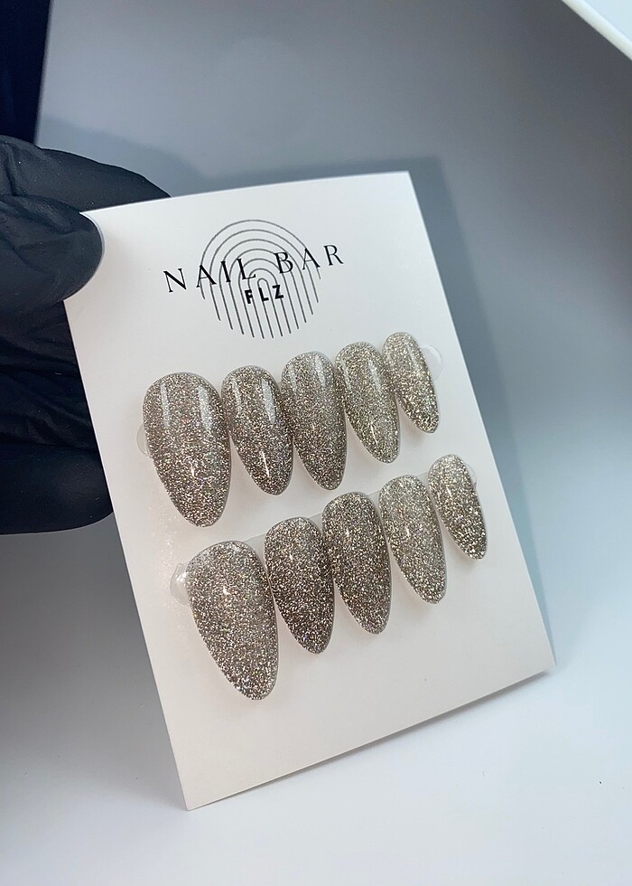 Gönderime hazır disco tırnak - Görsel 3