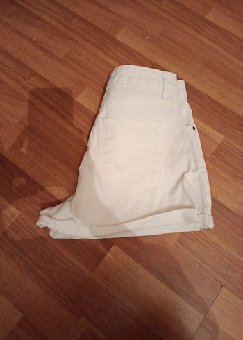 Düğmeli Bej Mini Hamile Şortu - Görsel 5