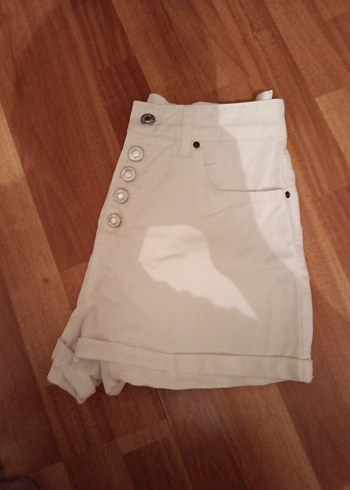 Düğmeli Bej Mini Hamile Şortu - Görsel 9