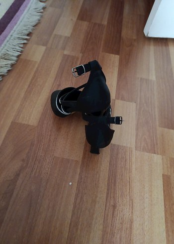 Siyah Parlak Yılan Desenli Tokalı Stiletto Kadın Abiye Ayakkabı - Görsel 6