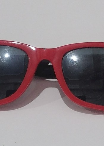 Beden Orijinal Ray Ban Kırmızı Minimalist Kadın Güneş Gözlüğü