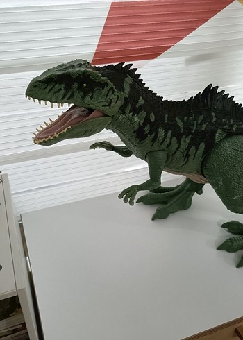 Beden Jurassic World Devasa Giganotosaurus Dinazor, 99 cm