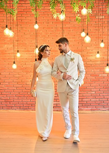 Uzun Beyaz A Kesim Straplez Gelinlik - Görsel 3