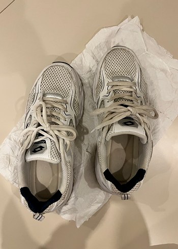 Beyaz Kadın Spor Ayakkabı - Görsel 2