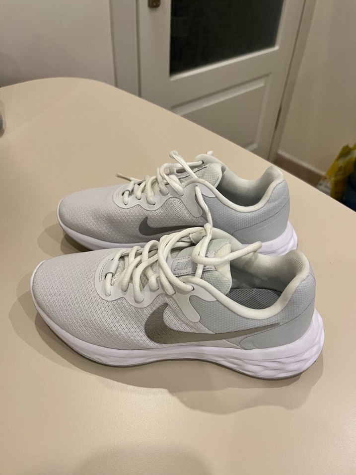 Beyaz Gri Kadın Spor Ayakkabı - Görsel 2