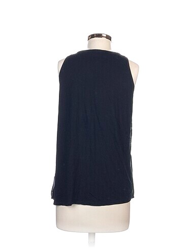 42 Beden Koton T-shirt %70 İndirimli.