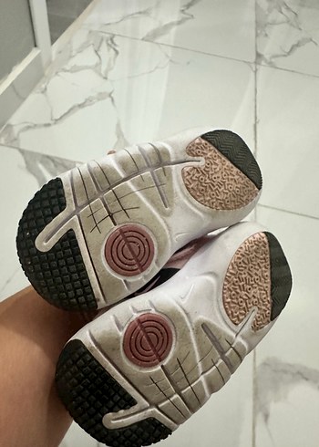 Nike Nıke orjinal kız Çocuk Pembe Cırt Cırtlı Spor Ayakkabı
