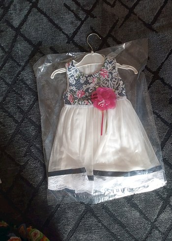 Kız Çocuk Piliseli Sarı Elbise - Görsel 11