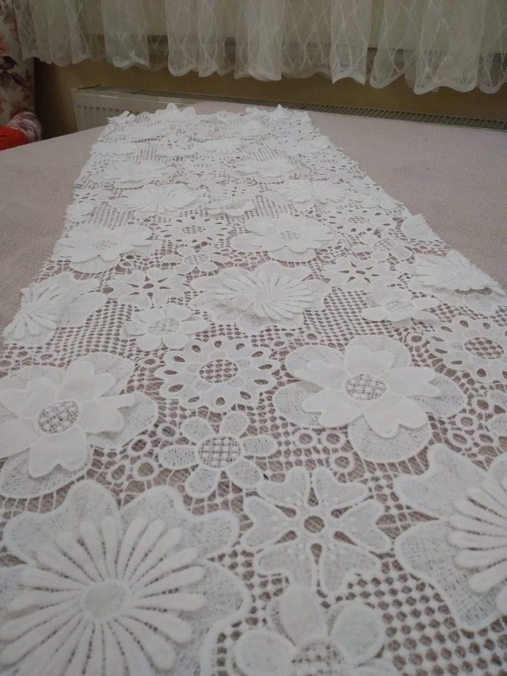 Turuncu Bohem Çiçekli El Örgüsü Masa Örtüsü ranır - Görsel 2