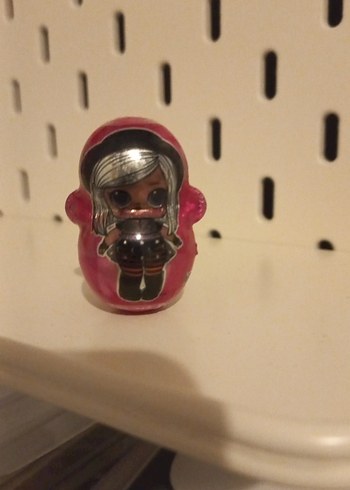 Kırmızı Mini Bebek Figürü