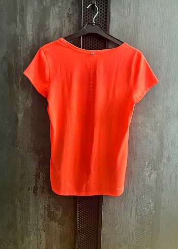 Nike Kadın Tshirt - Görsel 3