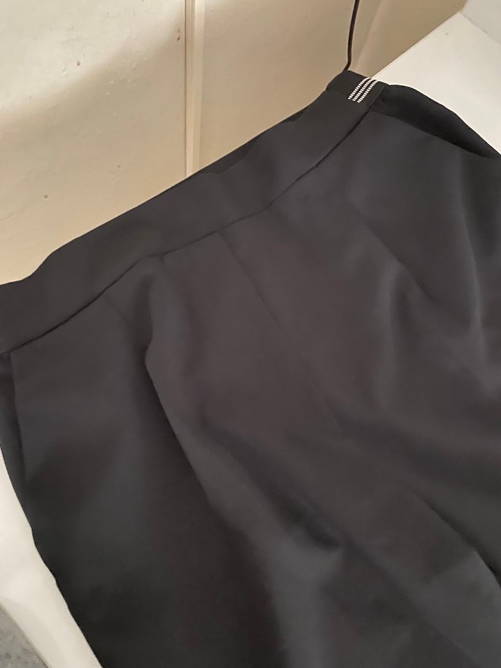 Siyah Kemerli Kadın Kumaş Pantolon - Görsel 3