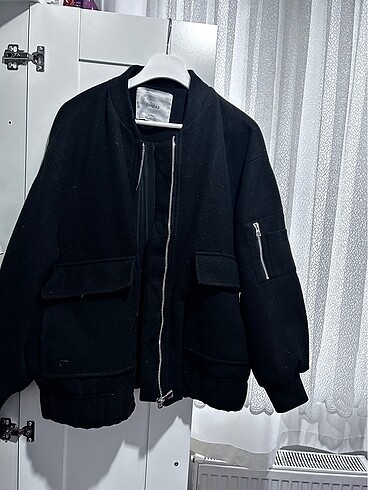 Bershka mont