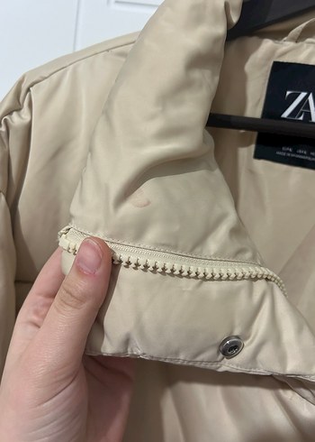 Zara Bej Kısa Düğmeli Kadın Mont - Görsel 3