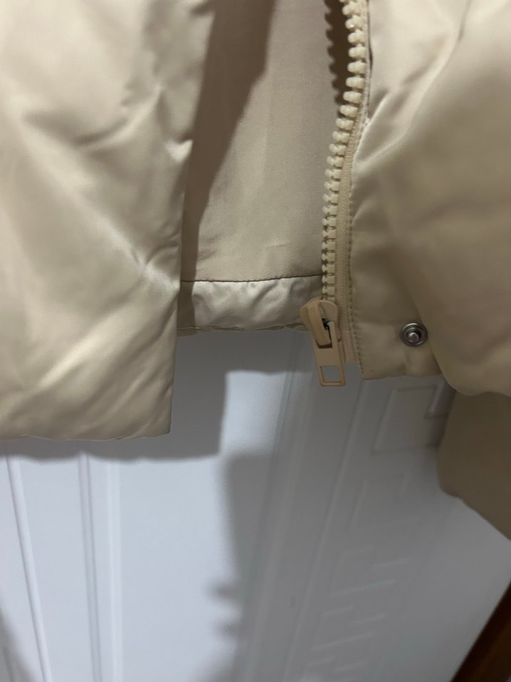 Zara Bej Kısa Düğmeli Kadın Mont - Görsel 5