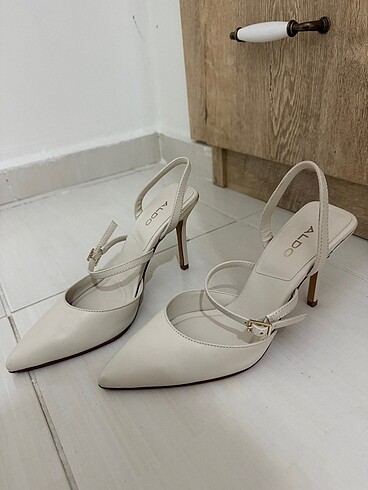 37 Beden ALDO PİLLOW WALK