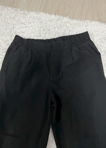 Siyah Kadın Pamuklu Rahat Kesim Pantolon - Görsel 3