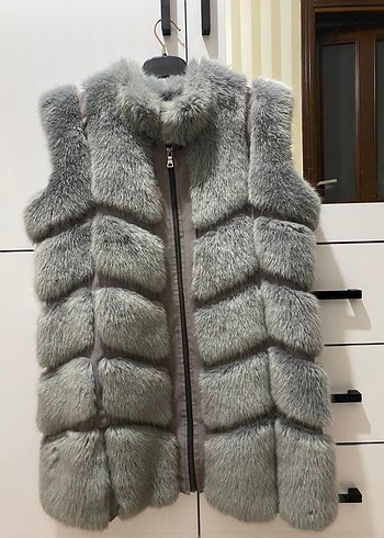 Gri Kürklü Kadın Midi Yelek - Görsel 2