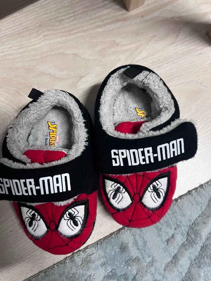 Erkek Çocuk Spider-Man Baskılı Sıcak Ev Terliği - Görsel 2