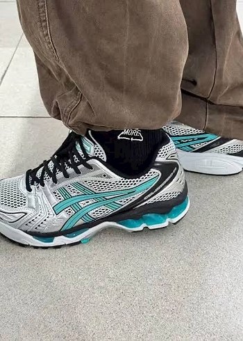 Asics 42.5