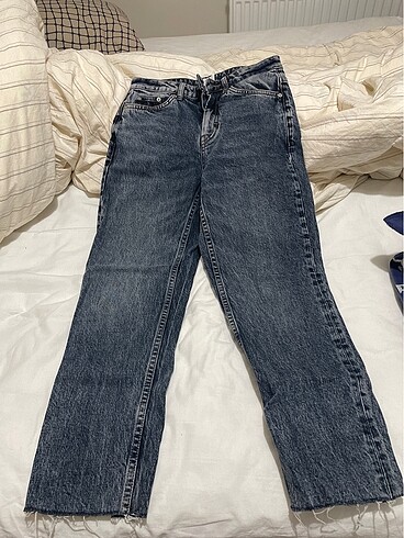 Cross jean