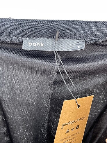 s Beden siyah Renk Batik Uzun Etek %70 İndirimli.