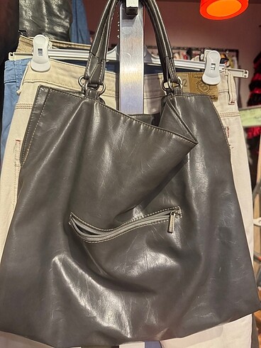  Beden D&G Deri Kol Çantası
