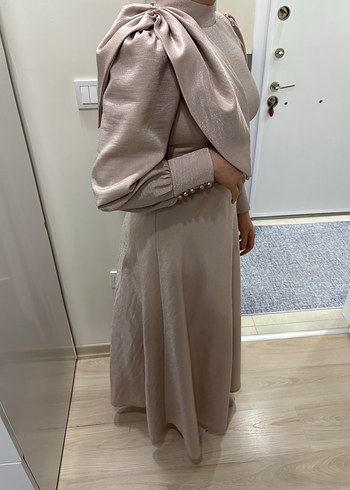 Bej pudra Uzun Kollu Drapeli Kadın Abiye Elbise - Görsel 3