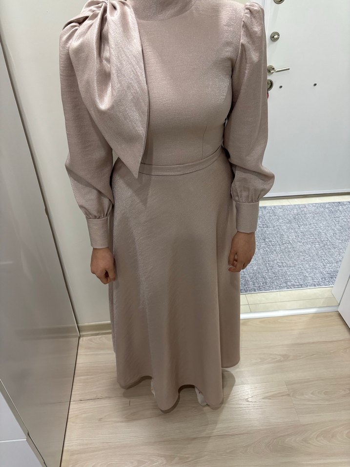 Bej pudra Uzun Kollu Drapeli Kadın Abiye Elbise - Görsel 2