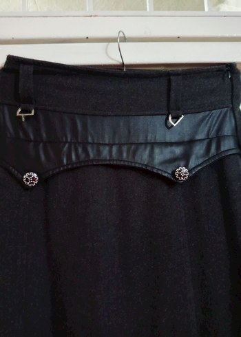 Siyah Deri Kemerli Uzun  Etek - Görsel 2