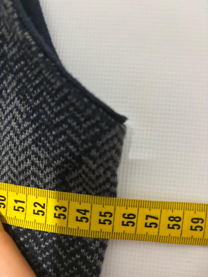 Gri V Yaka Örgü Süveter - Görsel 3