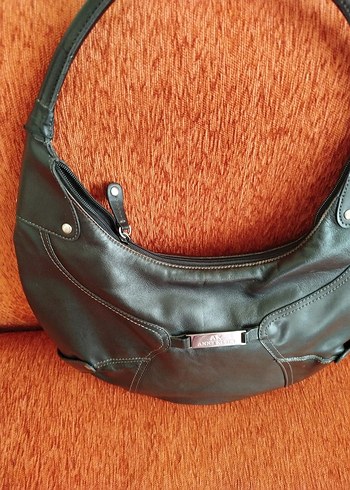 Anne Klein Anne Klein Siyah Deri Tokalı Kadın Çanta