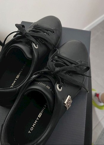 Tommy Hilfiger Kadın Spor Ayakkabı - Görsel 2