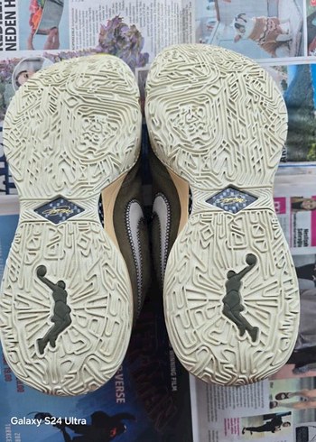 Lebron 20 özel basketbol ayakkabısı hiç giyilmedi tertemiz - Görsel 2