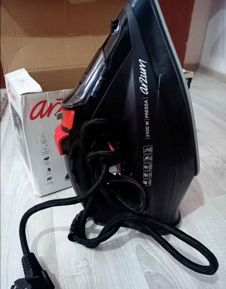 Arzum Siyah Buharlı Ütü 2400W - Görsel 3