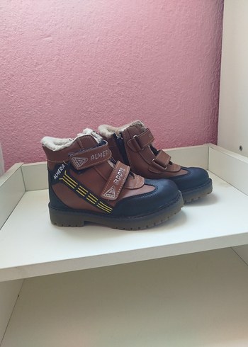 Diğer Kahverengi Tokalı Erkek Çocuk Botu