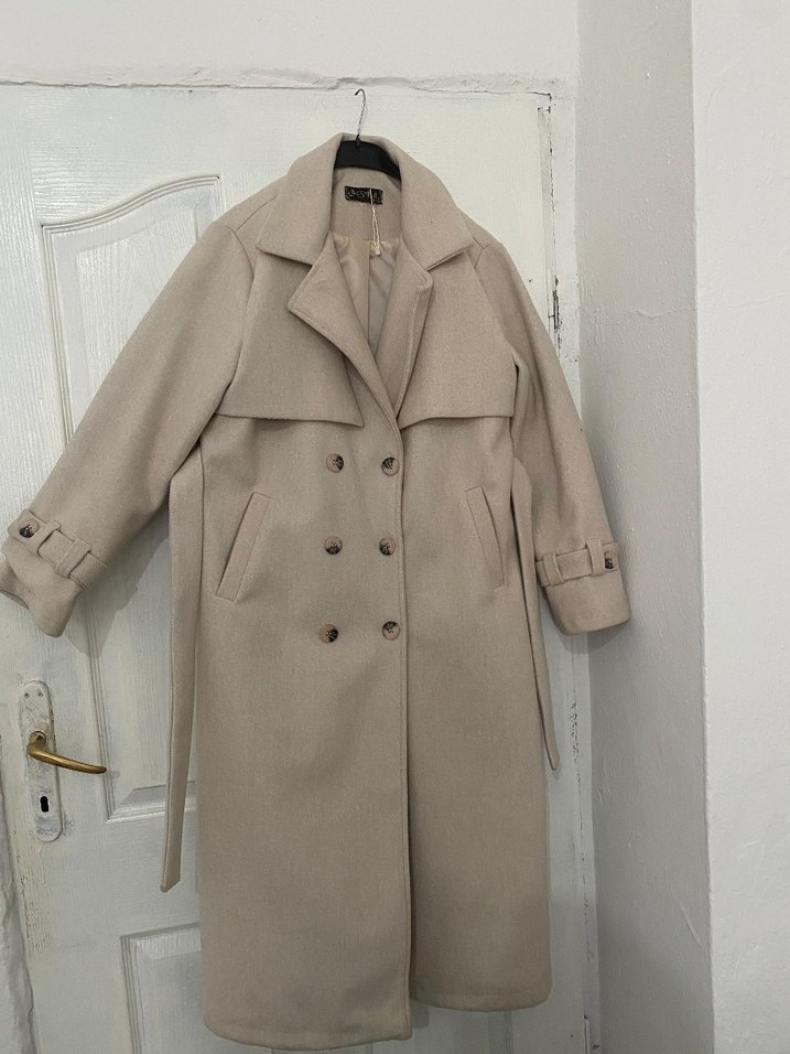 Bej Çift Düğmeli Kadın Astarlı Kaşe Kaban - Görsel 2