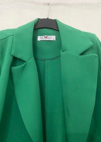 Yeşil Düğmeli Uzun Kadın Blazer - Görsel 2