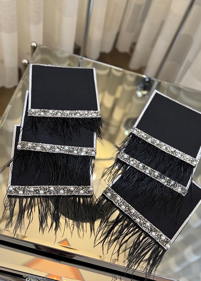 İncili Taşlı ve Tüy Detaylı Kahve Sunum Peçeteleri - Görsel 2