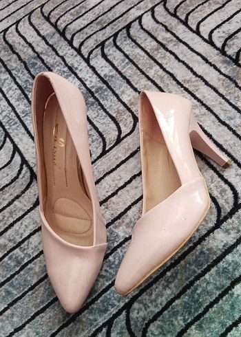 Bej Kadın Pilili Stiletto Topuklu Ayakkabı - Görsel 2