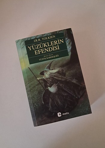 Yüzüklerin Efendisi, Yüzük Kardeşliği - J.R.R. Tolkien