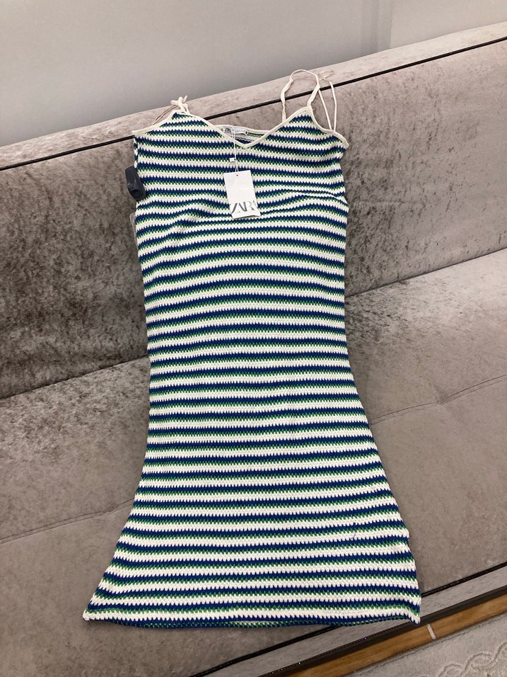 Beyaz Siyah Çizgili Askılı Midi Elbise - Görsel 2