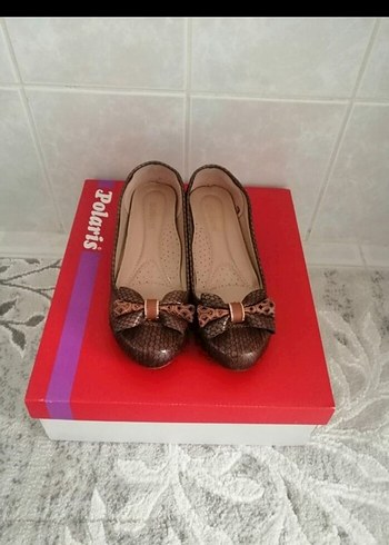 Kahverengi Yılan Desenli Dolgu Topuklu Kadın Babet