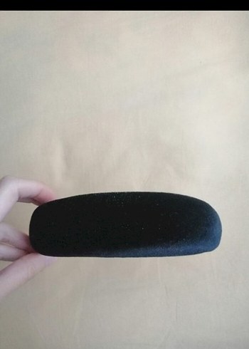 Siyah Süngerli taç - Görsel 2